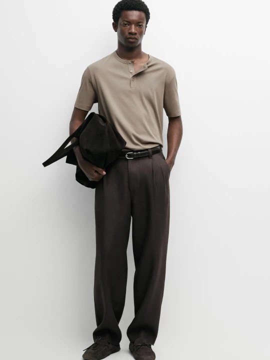 Zdjęcie produktu Koszulka Z Dekoltem Na Guziki Ze 100% Bawełny - Brązowy - Massimo Dutti - Male