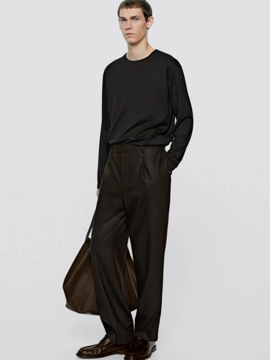 Zdjęcie produktu Koszulka Z Długi Rękaw 100% Bawełna - Limited Edition - Czarny - Massimo Dutti - Male