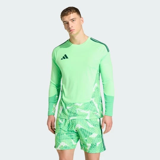Zdjęcie produktu KOSZULKA Z DŁUGIM RĘKAWEM TIRO26 COMPETITION GOALKEEPER Adidas Lime Burst