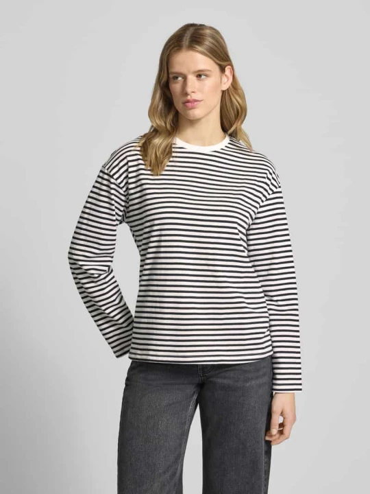 Zdjęcie produktu Koszulka z długim rękawem z mieszanki bawełny o kroju regular fit model 'ADIE' Pieces Czarny