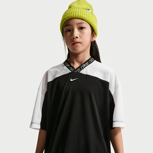 Zdjęcie produktu Koszulka z dżerseju dla dużych dzieci (dziewcząt) Dri-FIT Nike - Czerń