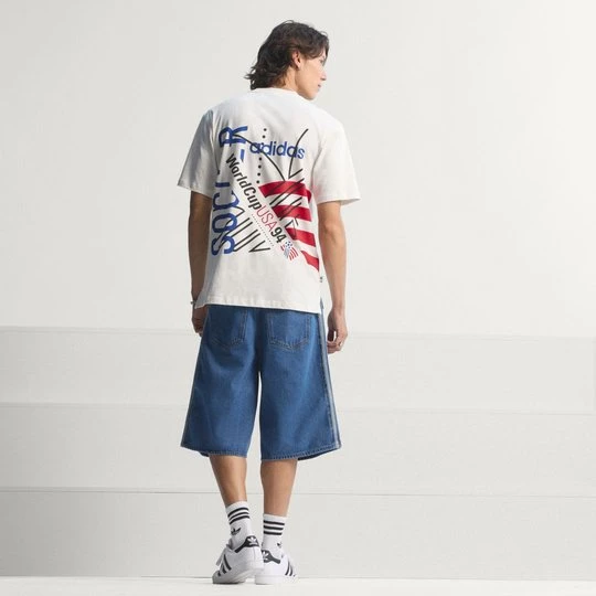 Zdjęcie produktu Koszulka z grafiką Adidas Cloud White