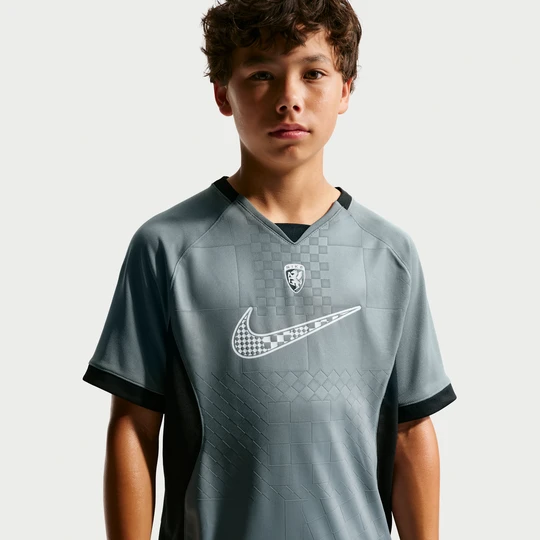 Zdjęcie produktu Koszulka z krótkim rękawem dla dużych dzieci (chłopców) Nike Multi Renew - Szary