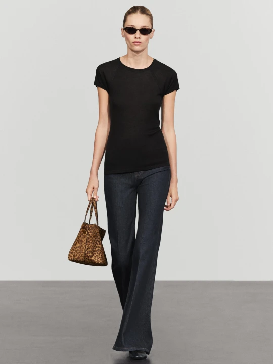 Zdjęcie produktu Koszulka Z Krótkim Rękawem Raglanowym - Czarny - Massimo Dutti - Female
