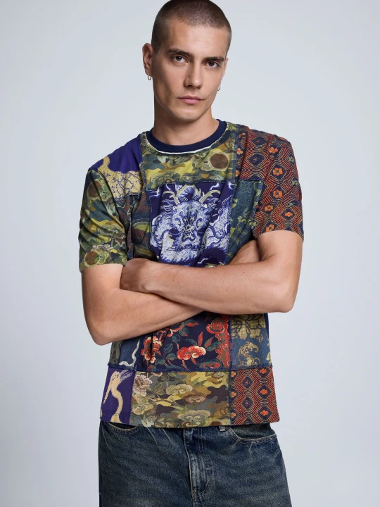 Zdjęcie produktu Koszulka z nadrukiem patchwork Desigual niebieski