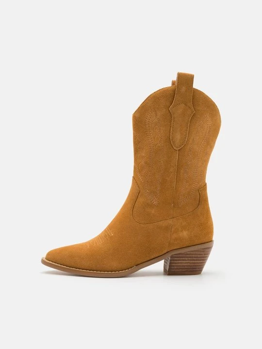 Zdjęcie produktu Kowbojki i obuwie motocyklowe Anna Field Wide Fit By Zalando koniakowy