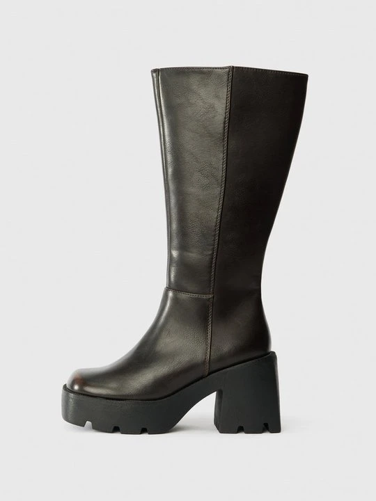 Zdjęcie produktu Kozaki na obcasie Even&Odd Wide Fit By Zalando brązowy