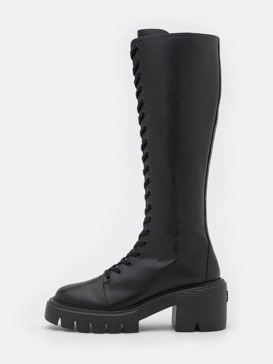 Zdjęcie produktu Kozaki na platformie Stuart Weitzman czarny