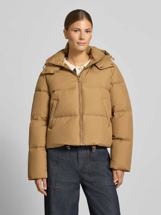 Zdjęcie produktu kroj regular fit kurtka w stylu puffer z odpinanym kapturem Lacoste Camel