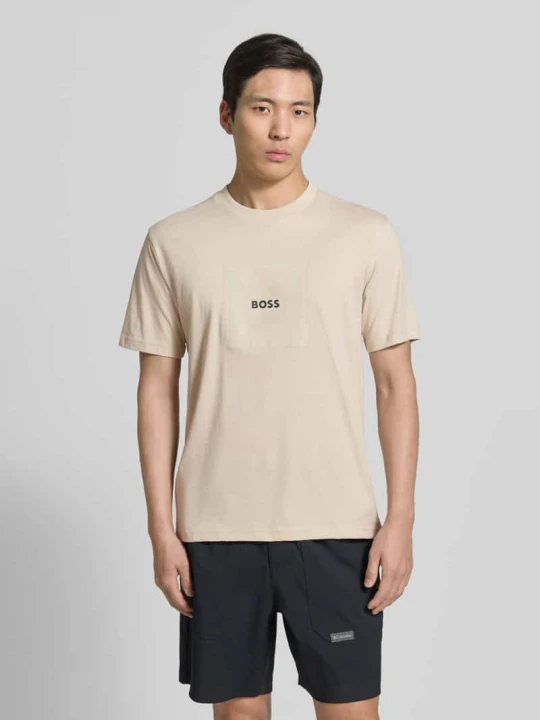 Zdjęcie produktu krój regular fit t-shirt z nadrukiem z logo Boss Beżowy