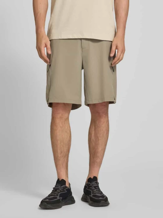 Zdjęcie produktu Krój relaxed fit Szorty cargo z napisem z logo Model 'GLOBE CARGO' Boss Jasnozielony