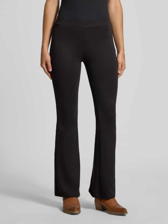 Zdjęcie produktu krój slim fit Wąskie spodnie z elastycznym pasem model 'FEVER' Only Czarny