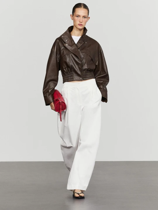 Zdjęcie produktu Krótka Bomberka Ze Skóry Nappa - Brązowy - Massimo Dutti - Female