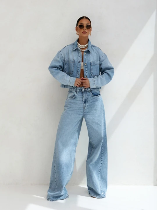 Zdjęcie produktu Krótka kurtka katana jeansowa JAXON - niebieska  magmac 