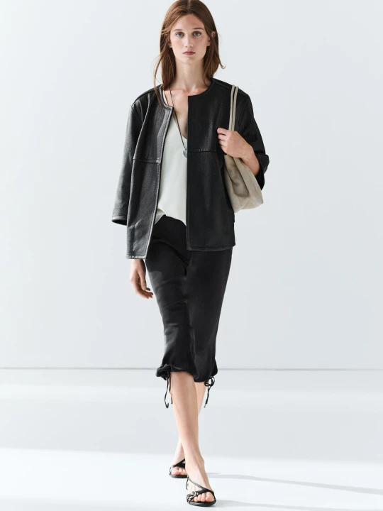 Zdjęcie produktu Krótka Kurtka Ze Skóry Nappa - Czarny - Massimo Dutti - Female