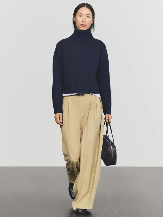 Zdjęcie produktu Krótki Sweter Z Dzianiny Ze 100% Kaszmiru - Niebieski Atramentowy - Massimo Dutti - Female