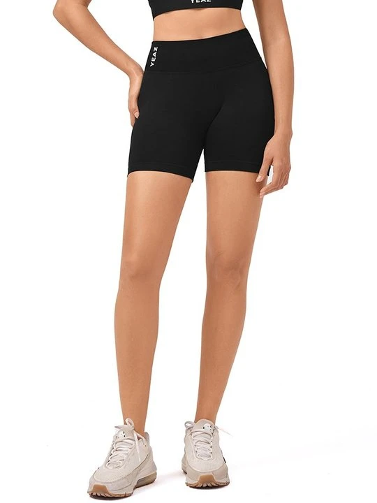 Zdjęcie produktu Krótkie legginsy do biegania YEAZ czarny