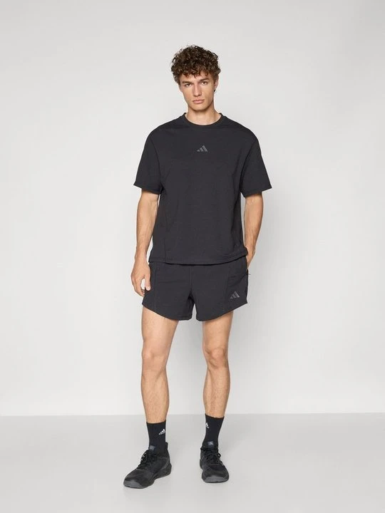 Zdjęcie produktu Krótkie spodenki sportowe Adidas czarny