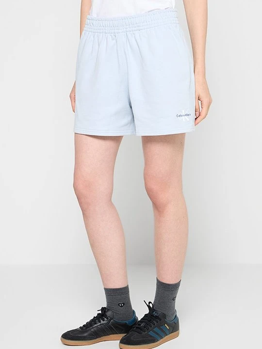 Zdjęcie produktu Krótkie spodenki sportowe Calvin Klein Jeans jasnoniebieski