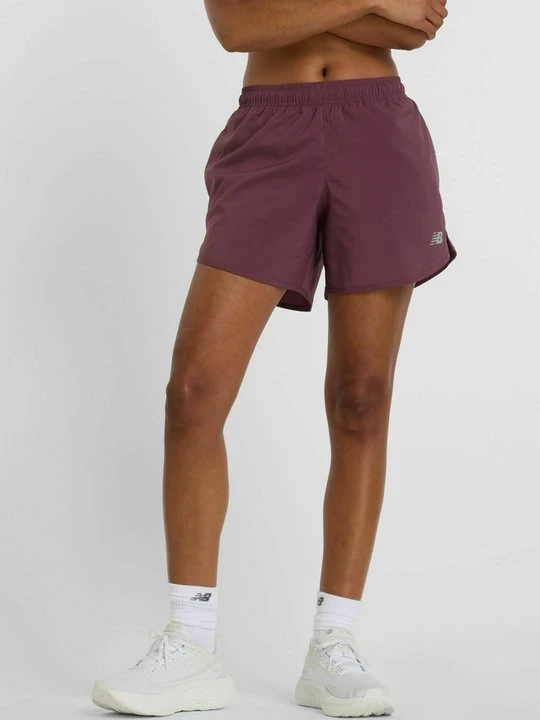 Zdjęcie produktu Krótkie spodenki sportowe New Balance fioletowy