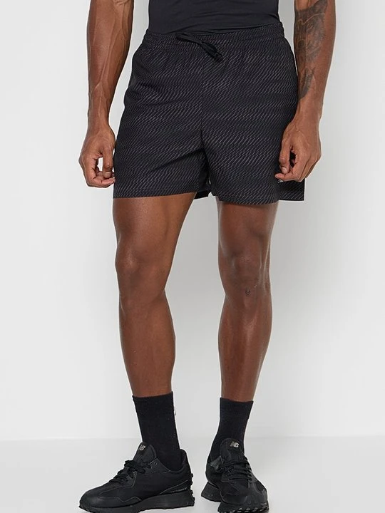 Zdjęcie produktu Krótkie spodenki sportowe New Balance czarny