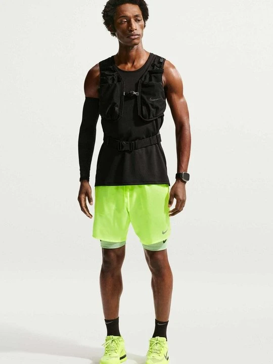 Zdjęcie produktu Krótkie spodenki sportowe Nike żółty neon