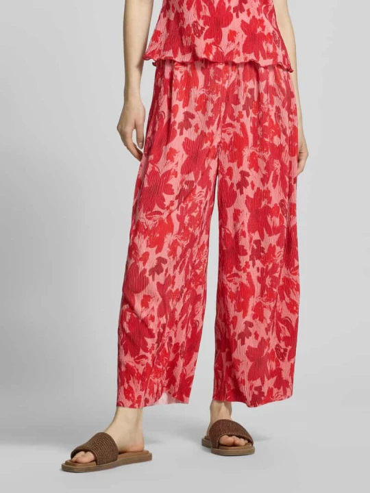 Zdjęcie produktu Kuloty o kroju regular fit ze wzorem na całej powierzchni model 'FLORA' Pieces Czerwony melanż