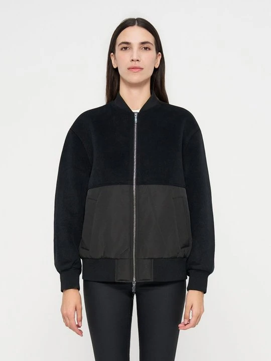 Zdjęcie produktu Kurtka Bomber Armani Exchange czarny