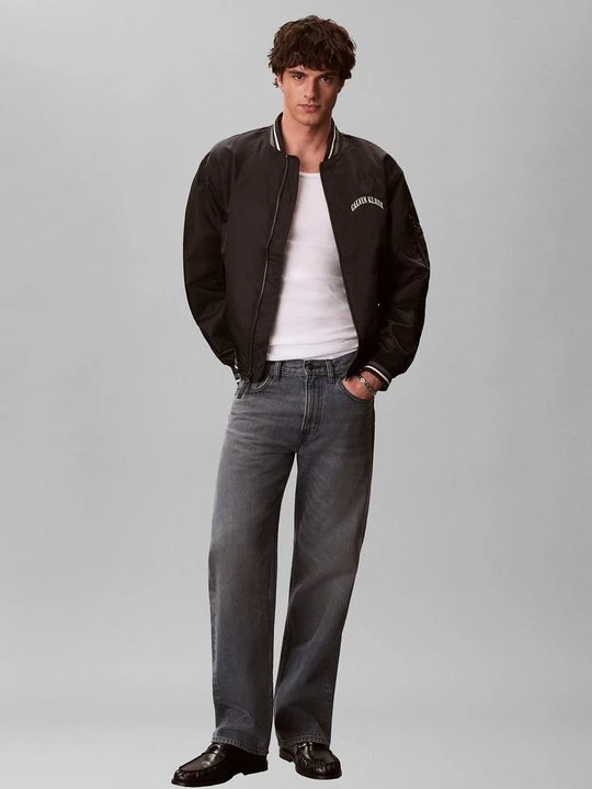 Zdjęcie produktu Kurtka Bomber Calvin Klein Jeans czarny
