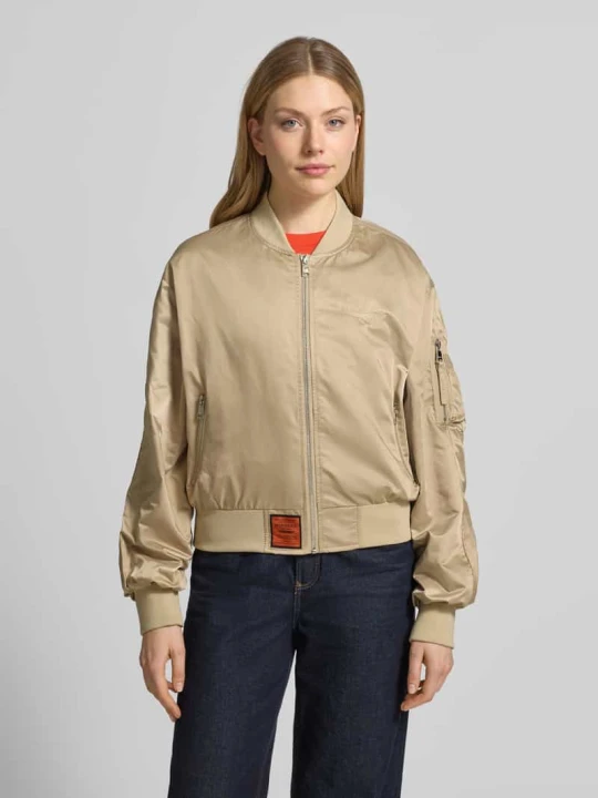 Zdjęcie produktu Kurtka bomber z kieszenią na zamek na rękawie ORIGINAL BOMBERS Beżowy