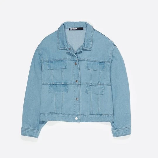 Zdjęcie produktu Kurtka boxy lejąca denim jasnoniebieska BIMBA Y LOLA LIGHT DENIM BLUE