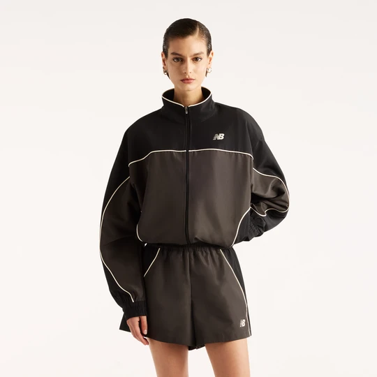 Zdjęcie produktu Kurtka damska New Balance WJ6279FYBLK – brązowa