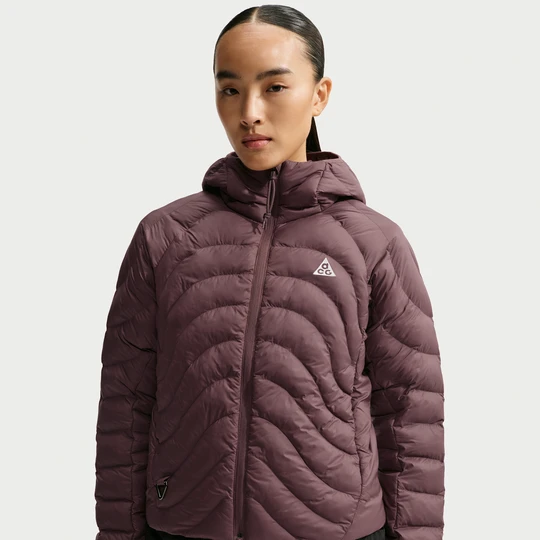 Zdjęcie produktu Kurtka damska z kapturem Therma-FIT ADV ACG Lava Flow - Fiolet Nike