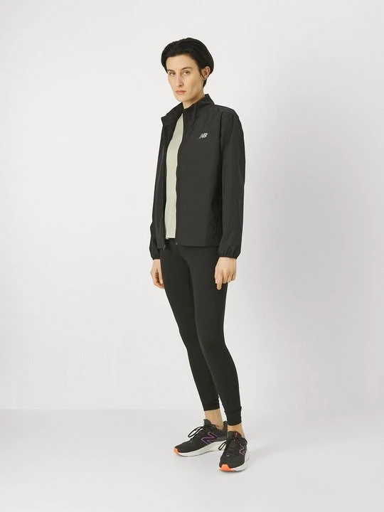 Zdjęcie produktu Kurtka do biegania New Balance czarny