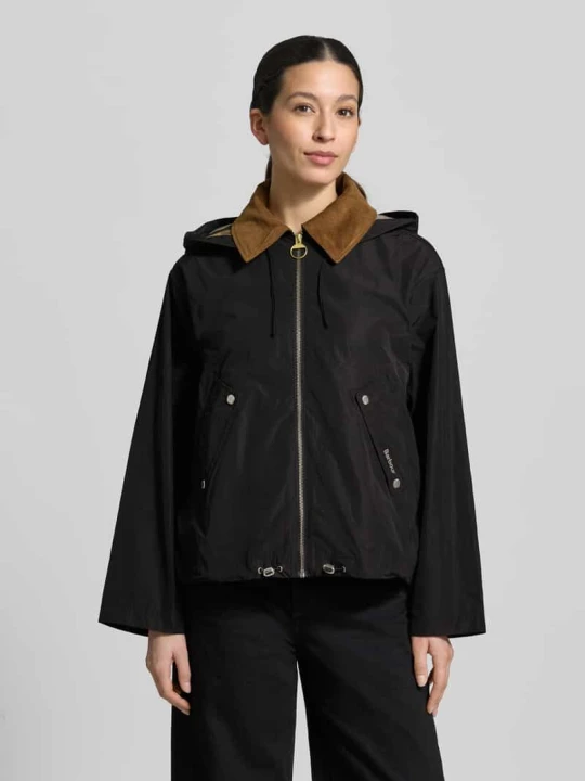 Zdjęcie produktu Kurtka funkcjonalna z wodoodpornego materiału o kroju regular fit model 'WEAVER' Barbour Czarny