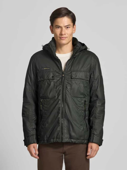 Zdjęcie produktu kurtka funkcyjna o kroju regular fit z mieszanki bawełny model 'Between Hood Co' Camel Active Oliwkowy