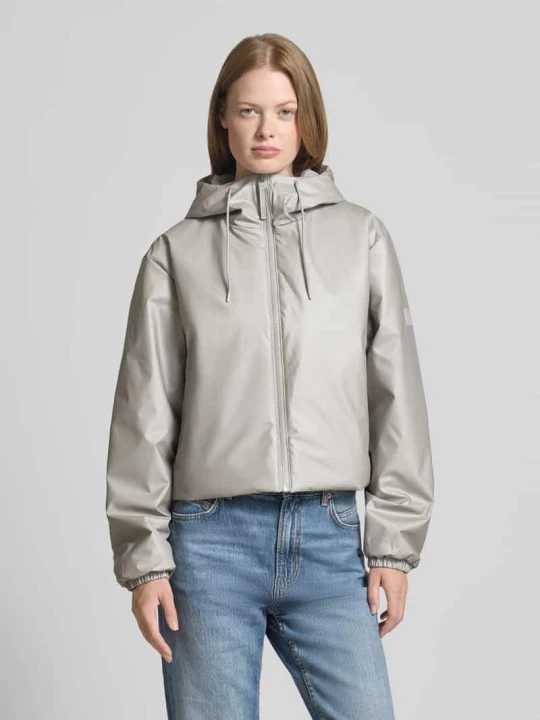 Zdjęcie produktu Kurtka funkcyjna z kapturem model „Lohja” Rains Jasnoszary