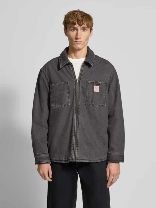 Zdjęcie produktu Kurtka jeansowa dwustronna z naszywką z logo Levi's Czarny