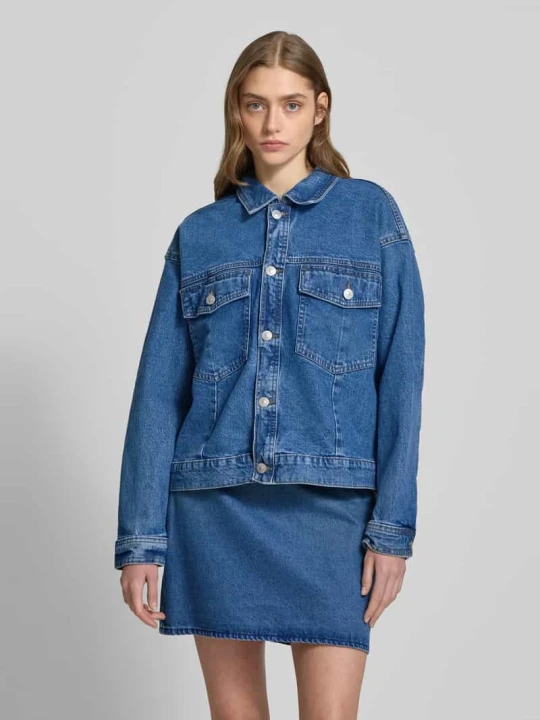 Zdjęcie produktu Kurtka jeansowa o kroju comfort fit z mieszanki bawełny model ‘ELMA’ Pieces Niebieski