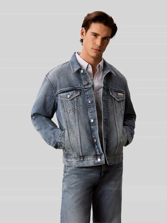 Zdjęcie produktu Kurtka jeansowa o kroju regular fit z czystej bawełny Calvin Klein Jeans Jeansowy niebieski