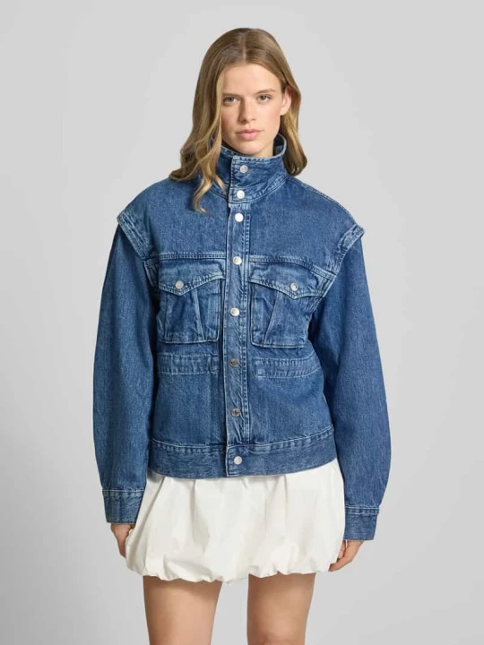 Zdjęcie produktu kurtka jeansowa z kieszenią z patką model 'Isabel' Gina Tricot Ciemnoniebieski