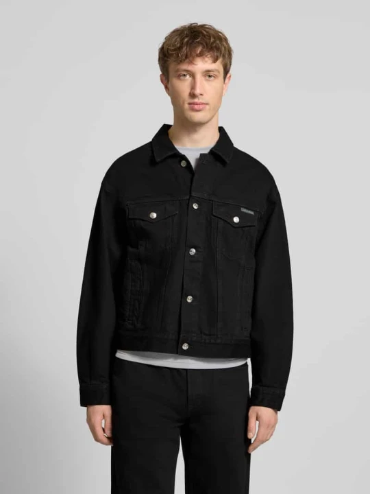 Zdjęcie produktu Kurtka jeansowa z kieszeniami na piersi i Detal z logo Calvin Klein Jeans Czarny