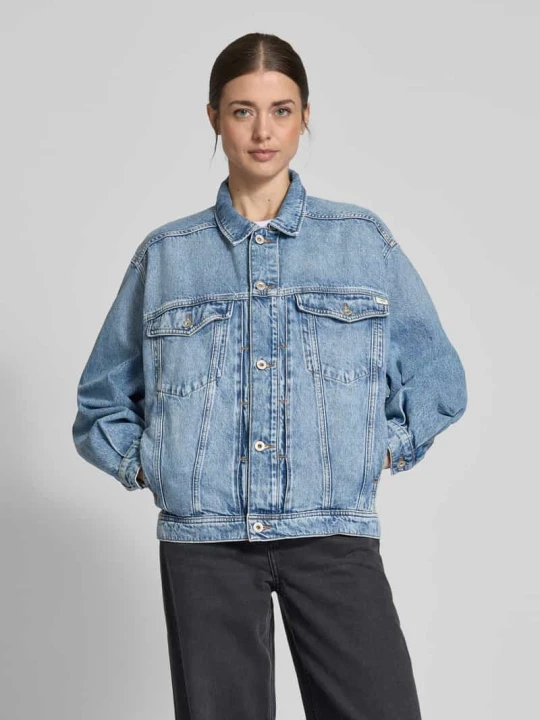 Zdjęcie produktu Kurtka jeansowa z kieszeniami na piersi Mustang Jeansowy niebieski