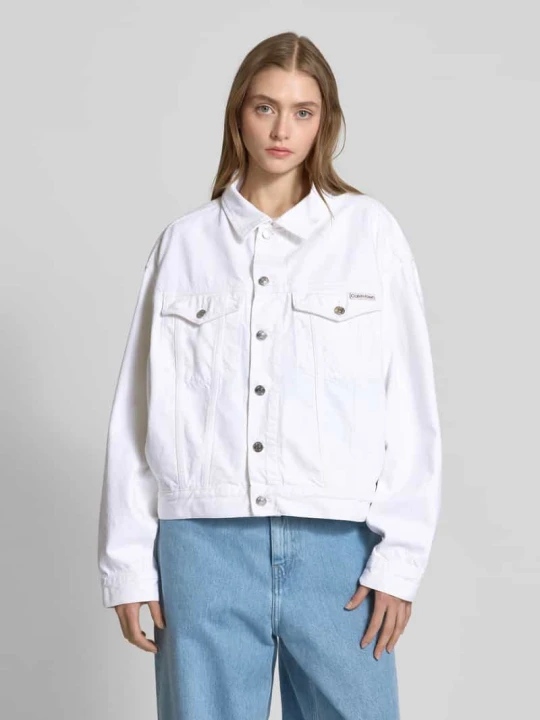 Zdjęcie produktu Kurtka jeansowa z naszywką z logo Calvin Klein Jeans Biały