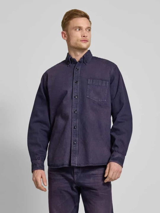 Zdjęcie produktu Kurtka koszulowa jeansowa o kroju regular fit z kołnierzykiem typu button down model ‘Lambey’ Boss Jasnośliwkowy