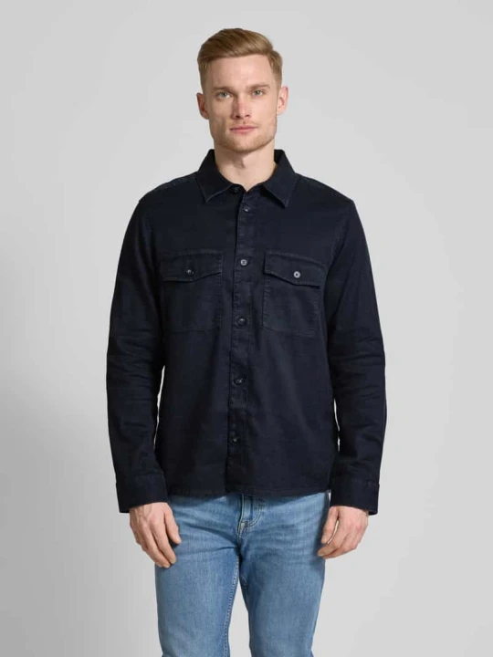 Zdjęcie produktu Kurtka koszulowa o kroju casual fit z kieszeniami z patką na piersi OLYMP Level 5 Granatowy
