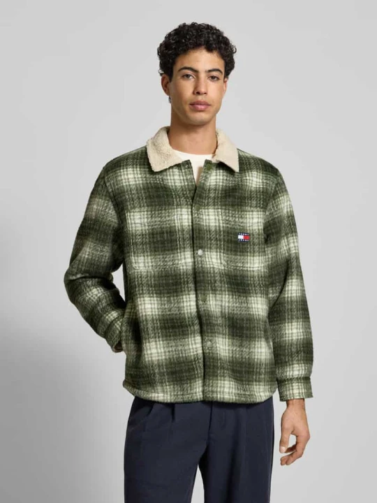 Zdjęcie produktu Kurtka koszulowa o kroju oversized ze wzorem na całej powierzchni Tommy Jeans Oliwkowy