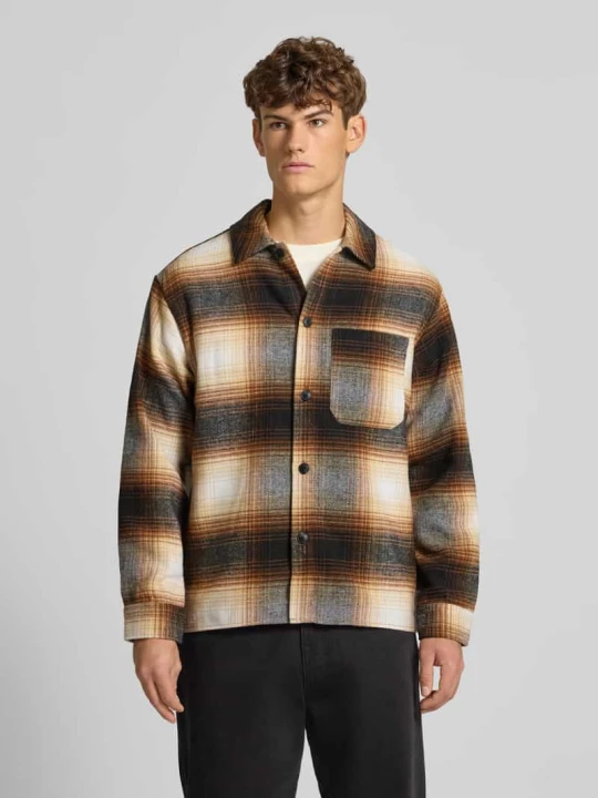 Zdjęcie produktu Kurtka koszulowa o kroju regular fit z kieszenią na piersi model ‘ZAC’ Jack&Jones Beżowy
