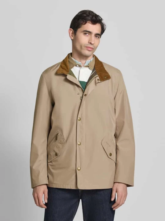 Zdjęcie produktu Kardigan koszulowy o kroju regular fit ze stójką Barbour Piaskowy