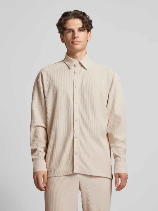 Zdjęcie produktu Kurtka koszulowa o kroju relaxed fit z plisami model ‘KARI’ Only & Sons Złamany biały